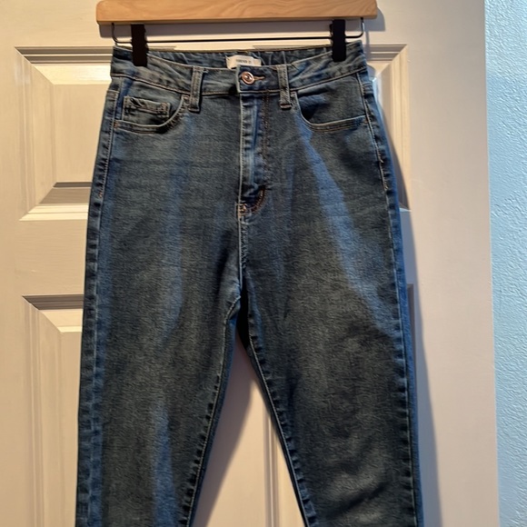 Forever 21 High Rise Skinny Jeans Size 27 - Picture 1 of 5